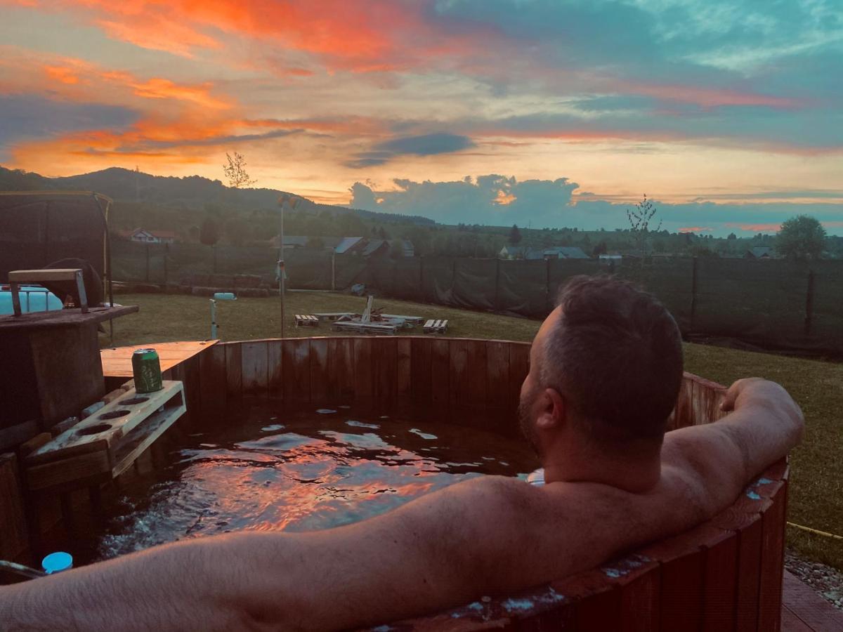 Glamping Iurte Mongole Spiritul Zimbrului Vama Buzaului
