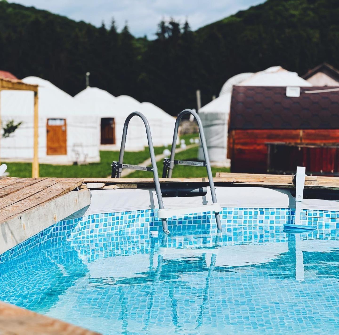 Luxury tent Glamping Iurte Mongole Spiritul Zimbrului